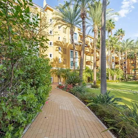 Walk To & Great Pool At Jazmines Rdr343 * Marbella